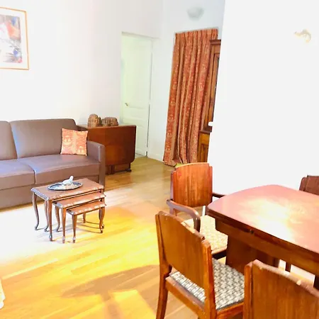 Apartament Raviere *